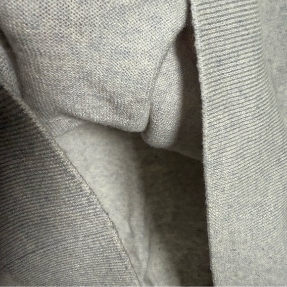 Banana Republic Merino Wool Gray Zip Up Sweater Size Medium - Picture 7 of 10